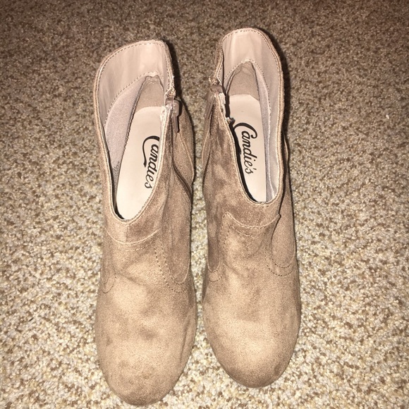 Brown suede booties - Picture 5 of 6